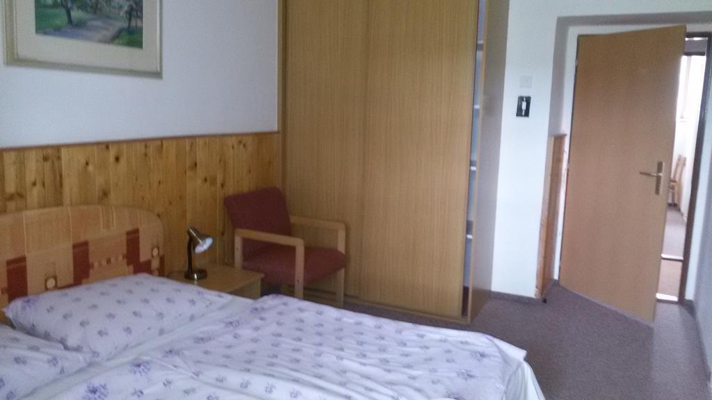 Penzion Vozzyk Nove Hute Exterior foto